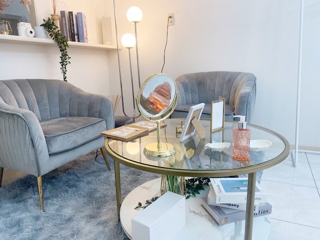 ロレインブロウ名古屋栄店【眉毛サロン・まつ毛パーマ専門店】（写真2）