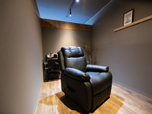 メンズ眉毛サロン 眉ラボ 名古屋栄店（写真3）