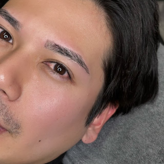 メンズ眉毛サロン 眉ラボ 名古屋栄店（写真1）