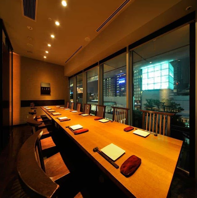 Dynamic Kitchen & Bar 響 新宿サザンタワー店（写真1）