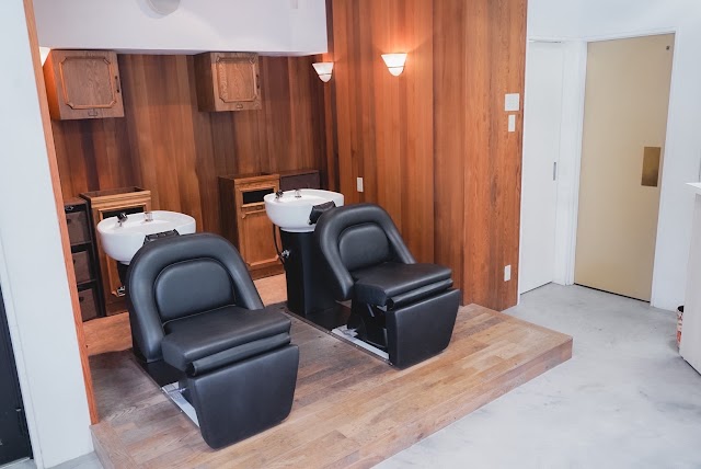 プルエクステ・スタジオフツーロバイビーヘアー・名古屋栄店（STOUDIO FUTURO）（写真3）